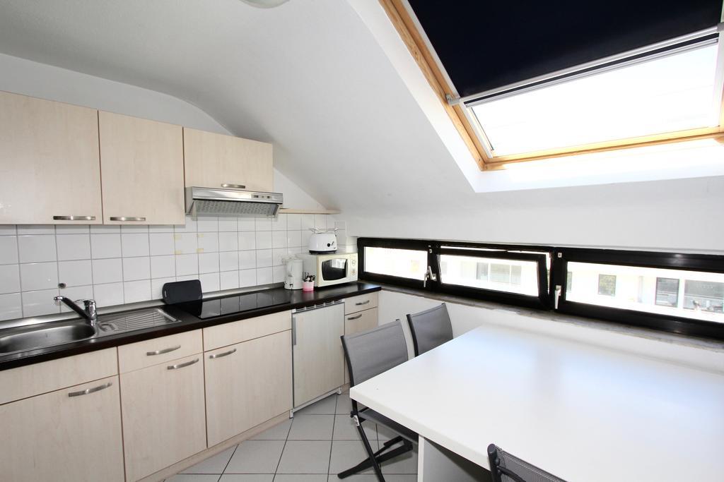 Apartmenthaus Alt Graz Dusseldorf Luaran gambar